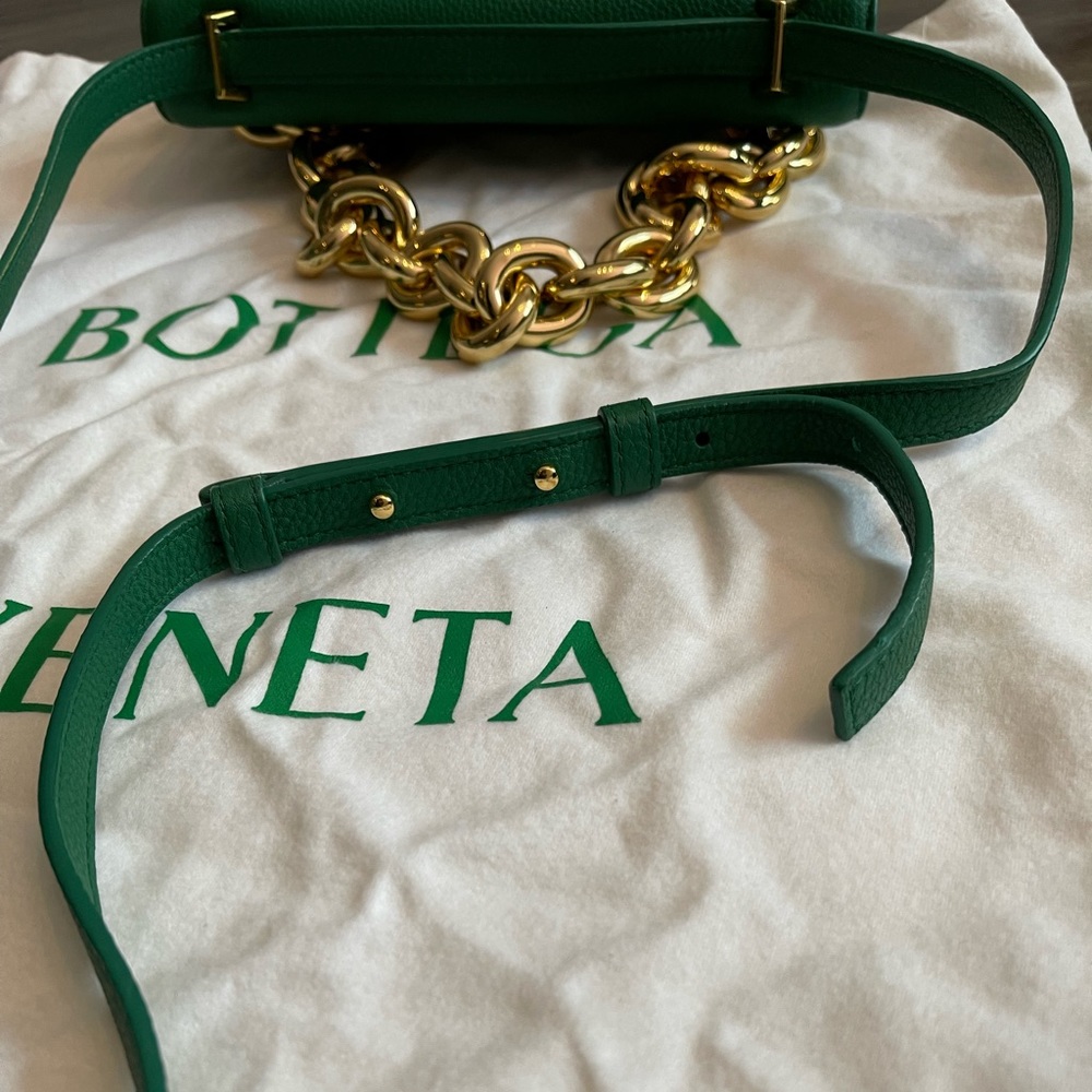 Bottega Veneta Large Mount Green Crossbody Bag - Picture 10 of 15